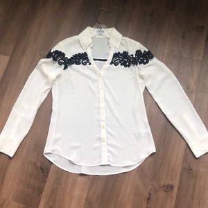 **SUPER CUTE EXPRESS BLOUSE
